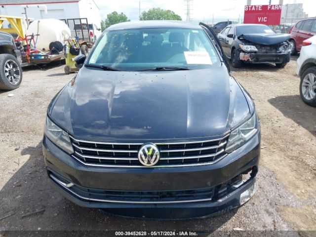 1VWAT7A39HC007260 Volkswagen Passat 1.8t S