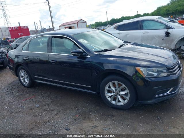 1VWAT7A39HC007260 Volkswagen Passat 1.8t S