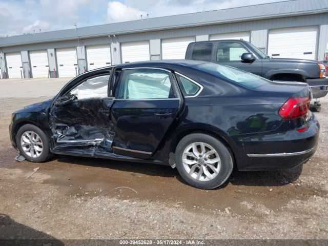 1VWAT7A39HC007260 Volkswagen Passat 1.8t S