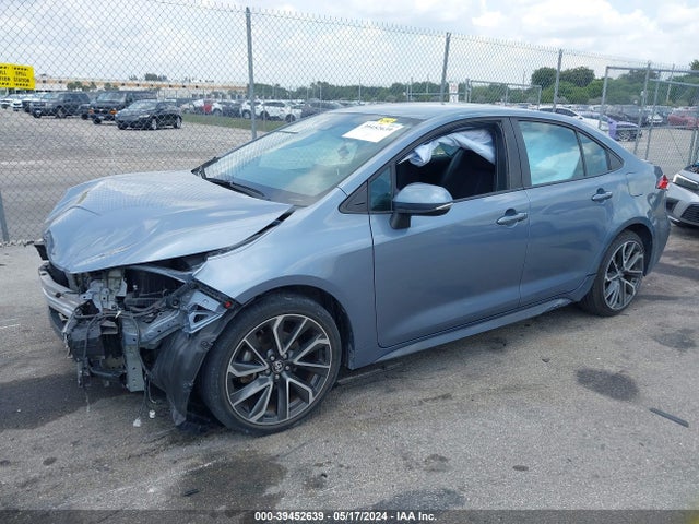 Toyota COROLLA SE 2020 5YFS4RCE6LP041655 Image 2