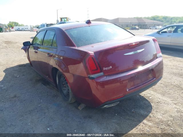 2C3CCAAG6KH501578 Chrysler 300 Touring