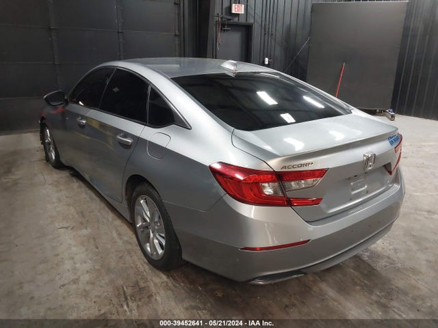 Honda ACCORD LX 2019 1HGCV1F1XKA146215 Image 3
