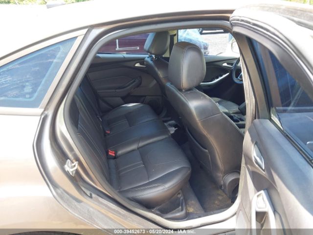 1FADP3F29EL304642 Ford FOCUS SE
