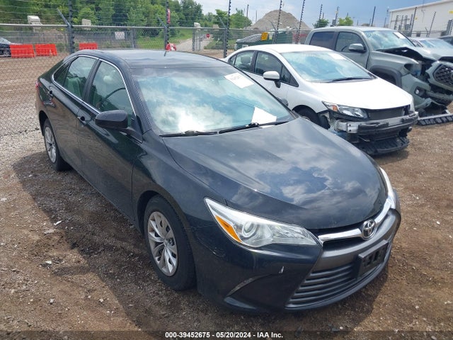 Toyota CAMRY LE 2016 4T1BF1FKXGU138598 main image