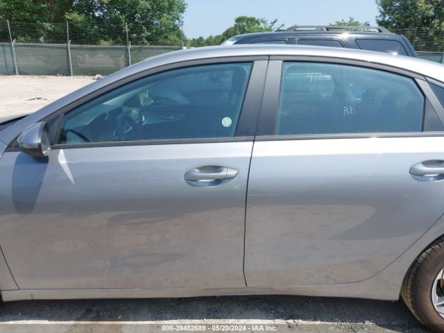 3KPF24AD6RE752528 KIA Forte Lxs