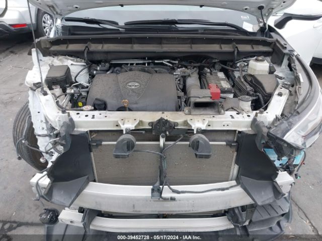 5TDHZRAHXNS104565 Toyota Highlander Xle