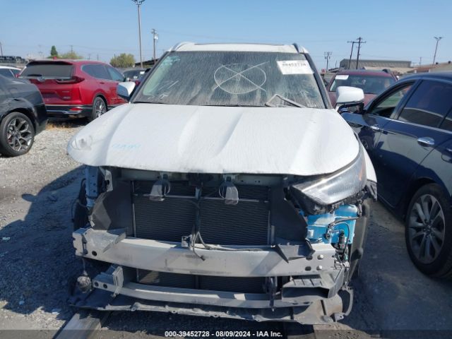 5TDHZRAHXNS104565 Toyota Highlander Xle