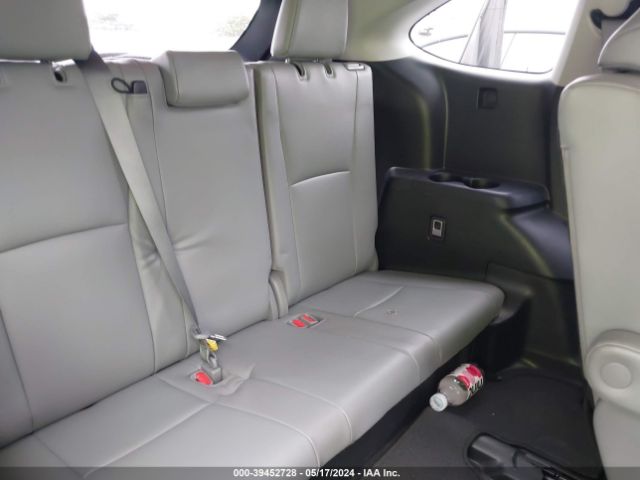 5TDHZRAHXNS104565 Toyota Highlander Xle