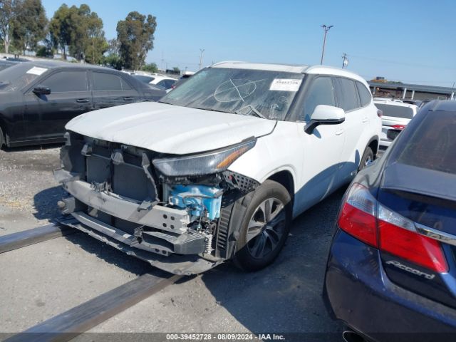 5TDHZRAHXNS104565 Toyota Highlander Xle