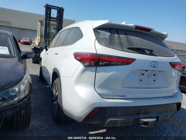 5TDHZRAHXNS104565 Toyota Highlander Xle