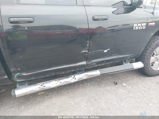 RAM 1500 Express  4x4 5'7 Box 2017 1C6RR7KTXHS803578 Image 6