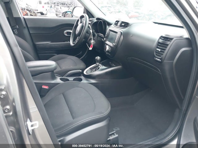 KIA SOUL + 2018 KNDJP3A57J7589911 Image 5