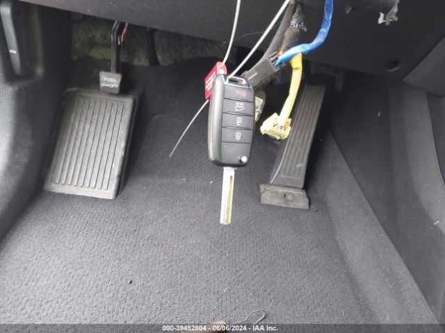 5XYPG4A38HG221667 KIA Sorento 2.4l L