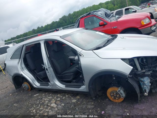 5XYPG4A38HG221667 KIA Sorento 2.4l L