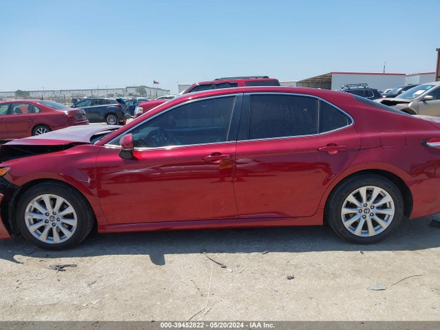 Toyota CAMRY LE 2018 4T1B11HK4JU665443 Image 14