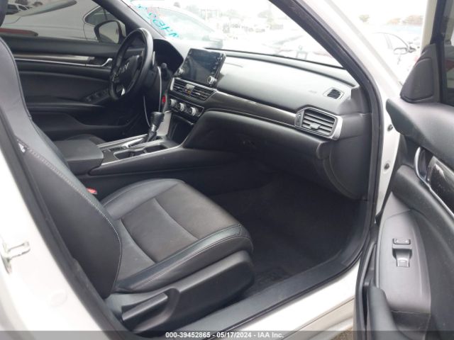 1HGCV1F36KA067142 Honda Accord Sport