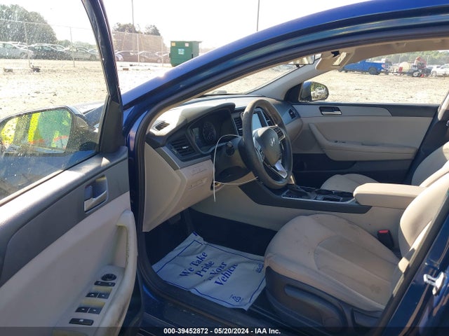 Hyundai SONATA SE 2019 5NPE24AF0KH806176 Image 5