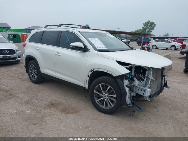 Toyota Highlander Xle 2019 5TDJZRFH6KS733424 Image 1