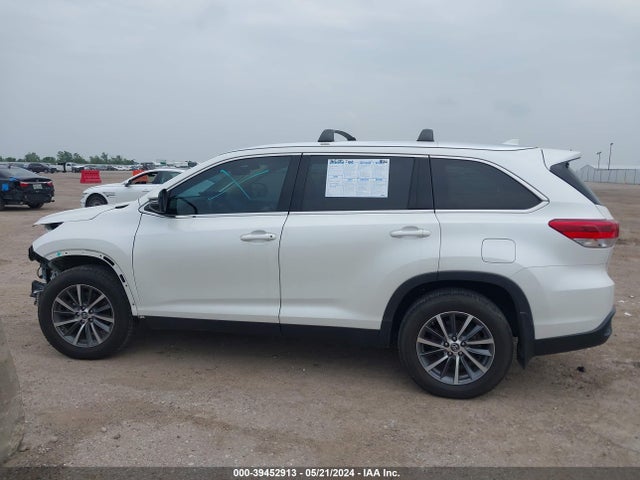 Toyota Highlander Xle 2019 5TDJZRFH6KS733424 Image 14