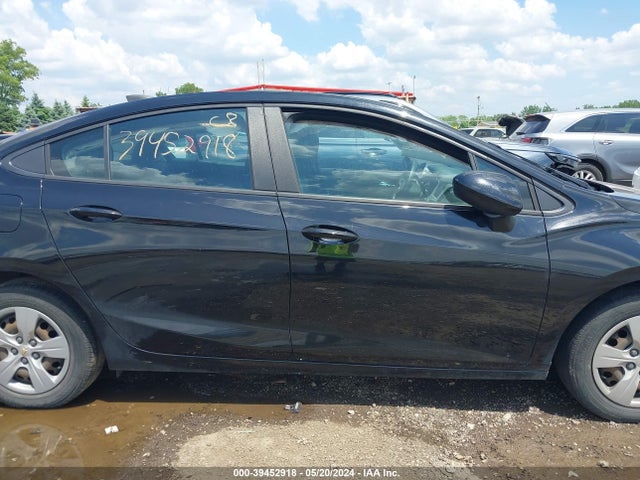 Chevrolet Cruze Ls Auto 2018 1G1BC5SMXJ7192672 Image 13