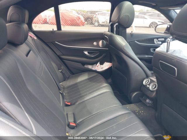 WDDZF4KB3JA469046 Mercedes-Benz E 300 4matic
