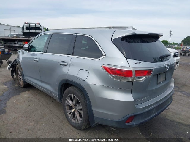 Toyota Highlander Le Plus V6 2016 5TDBKRFH6GS284892 Image 3