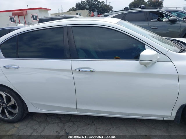 Honda ACCORD EX 2017 1HGCR2F72HA150864 Image 13