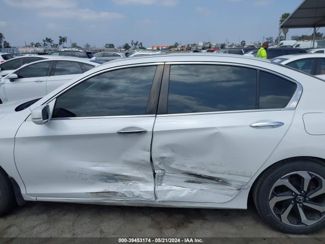 Honda ACCORD EX 2017 1HGCR2F72HA150864 Image 14