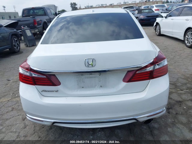 Honda ACCORD EX 2017 1HGCR2F72HA150864 Image 16