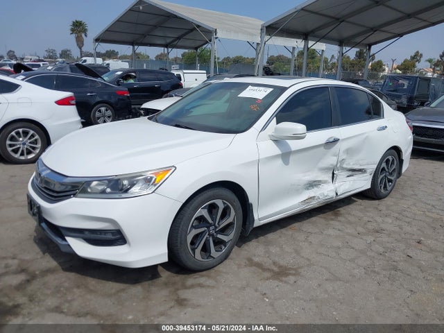 Honda ACCORD EX 2017 1HGCR2F72HA150864 Image 2