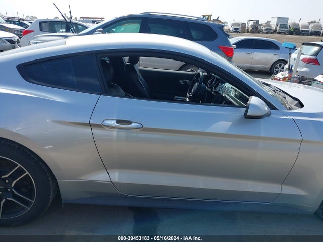 Ford Mustang Ecoboost 2018 1FA6P8TH0J5156586 Image 13