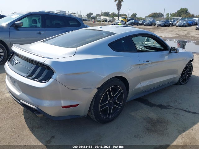 Ford Mustang Ecoboost 2018 1FA6P8TH0J5156586 Image 4