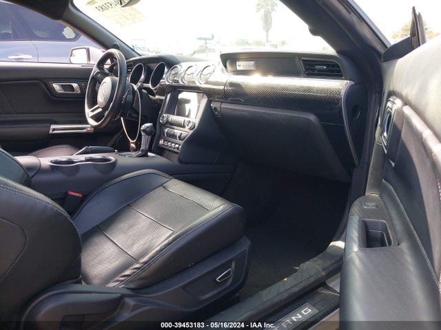 Ford Mustang Ecoboost 2018 1FA6P8TH0J5156586 Image 5