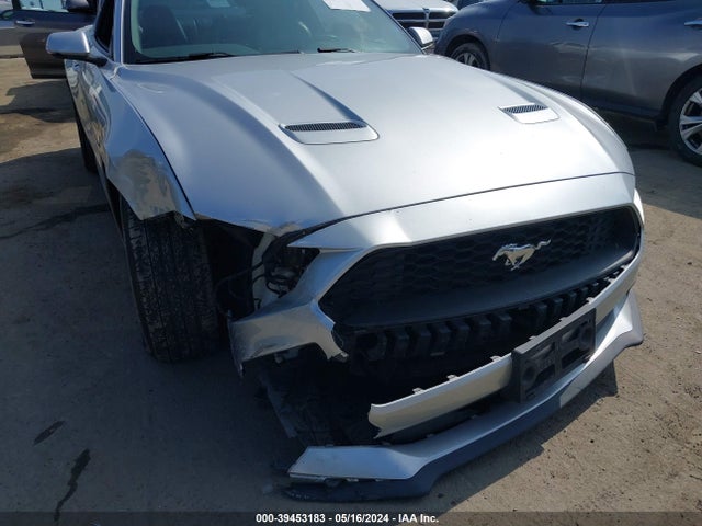 Ford Mustang Ecoboost 2018 1FA6P8TH0J5156586 Image 6