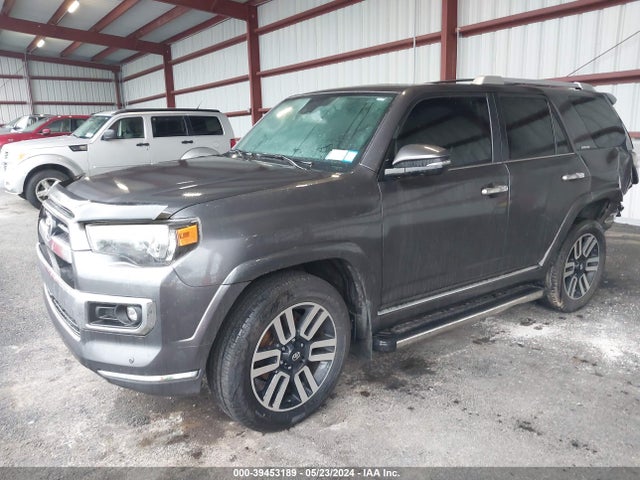 Toyota 4runner Limited 2022 JTEKU5JR3N6014496 Image 2