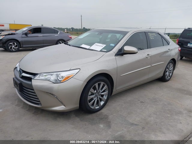 Toyota CAMRY XLE 2016 4T1BF1FK3GU599111 Image 2