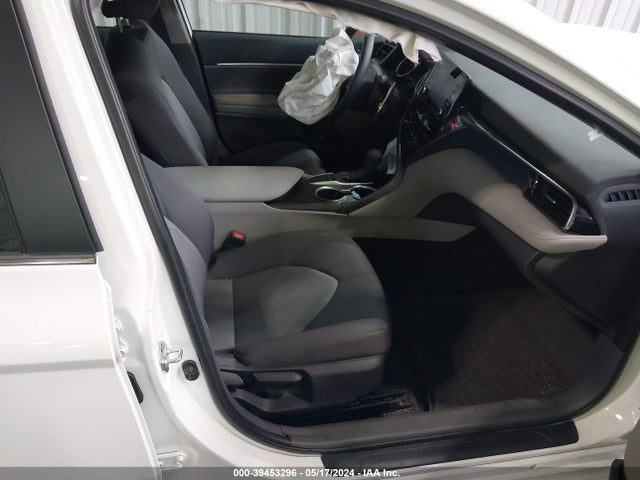 Toyota CAMRY LE 2024 4T1C11AK3RU878166 Image 5