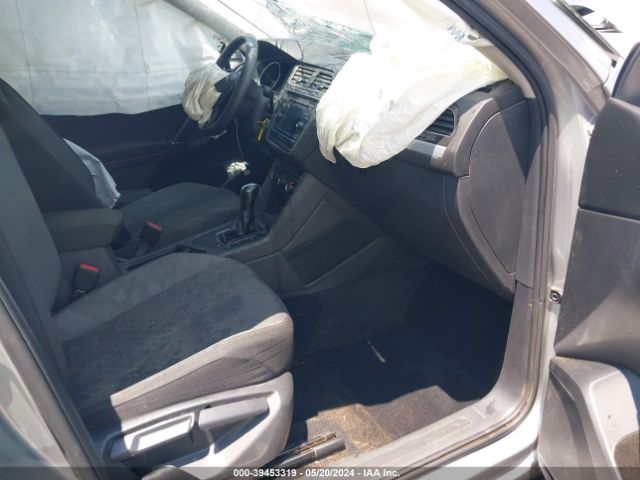 3VV1B7AX2LM153825 Volkswagen Tiguan 2.0t S