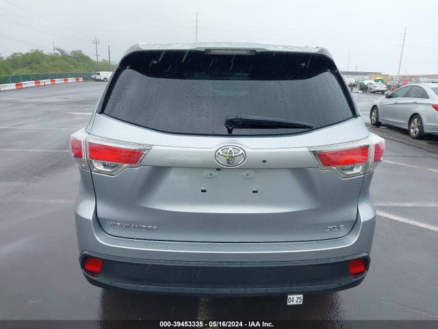Toyota Highlander Xle V6 2015 5TDKKRFH2FS050179 Image 17