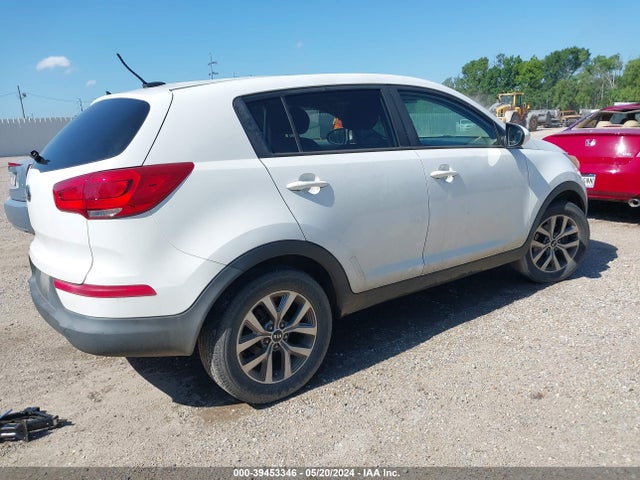 KIA Sportage Lx 2015 KNDPB3AC1F7756648 Image 4