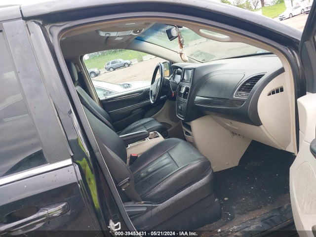 2C4RC1BG8FR707120 Chrysler Town & Country Touring