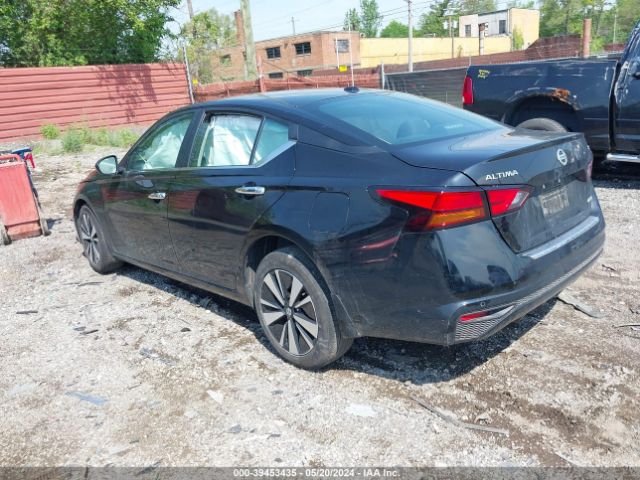 1N4BL4DW1NN381010 Nissan Altima Sv Intelligent Awd