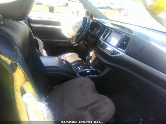 Toyota Highlander Xle V6 2016 5TDJKRFH3GS247617 Image 5