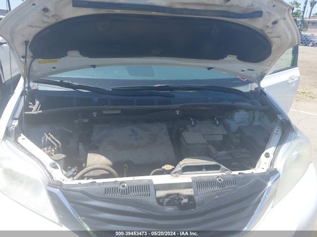 Toyota Sienna Le V6 8 Passenger 2014 5TDKK3DC5ES481294 Image 10