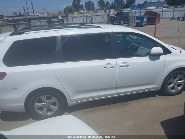 Toyota Sienna Le V6 8 Passenger 2014 5TDKK3DC5ES481294 Image 13