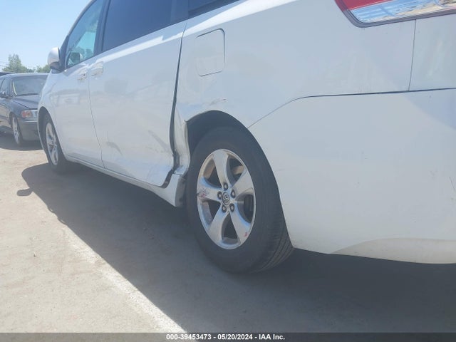 Toyota Sienna Le V6 8 Passenger 2014 5TDKK3DC5ES481294 Image 19