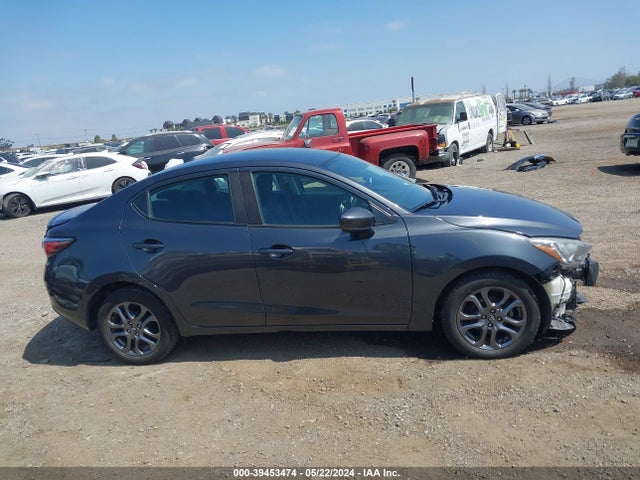 Toyota YARIS LE 2019 3MYDLBYV0KY503591 Image 14