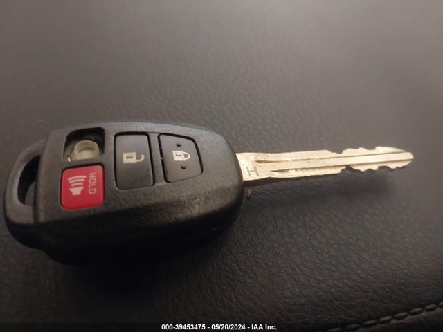 Toyota COROLLA SE 2017 2T1BURHE1HC897770 Image 11