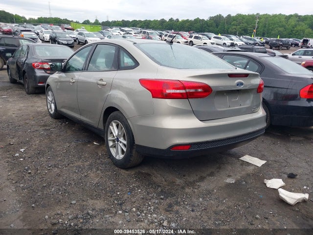 Ford FOCUS SE 2015 1FADP3F23FL213223 Image 3