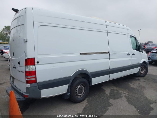 WD3PE8CCXF5994246 Mercedes-Benz Sprinter 2500 High Roof